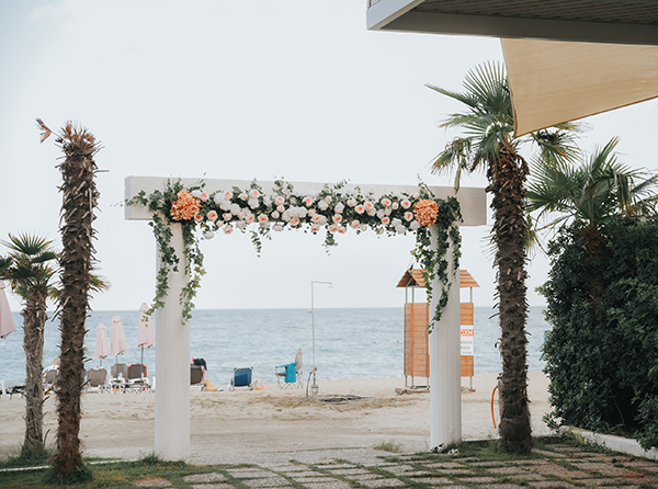 dreamy-summer-wedding-seaside-view_16x