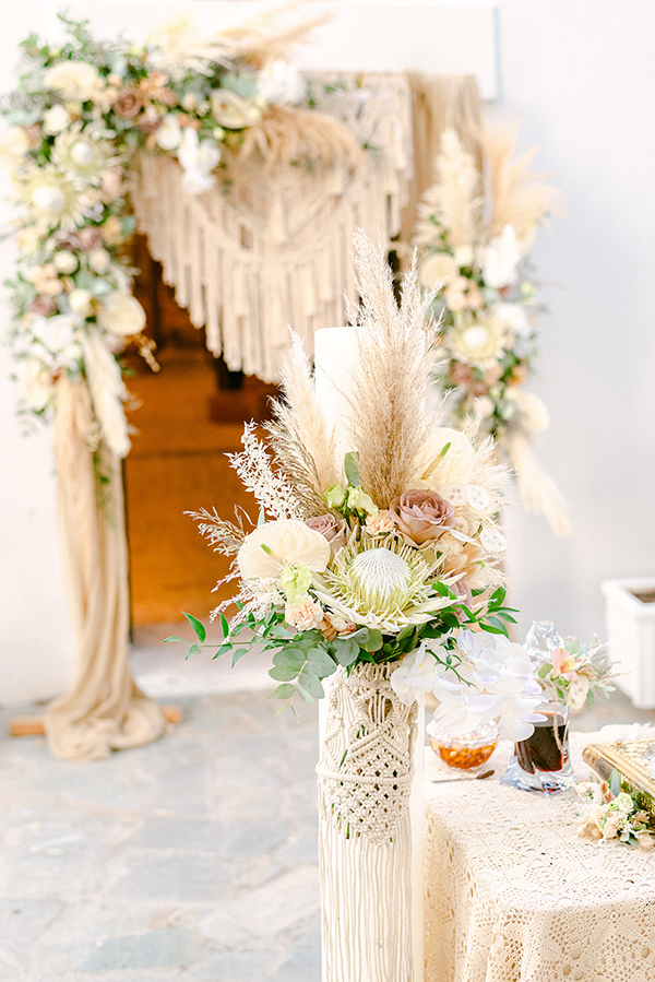 bohemian-summer-wedding-macrame-creations-stunning-floral-design_24