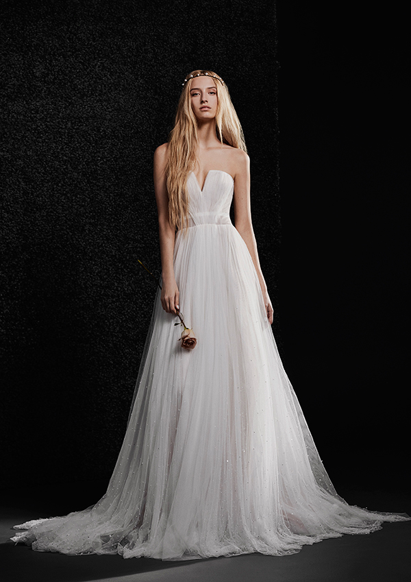 breathtaking-vera-wang-wedding-gowns-stunning-bridal-look_03x