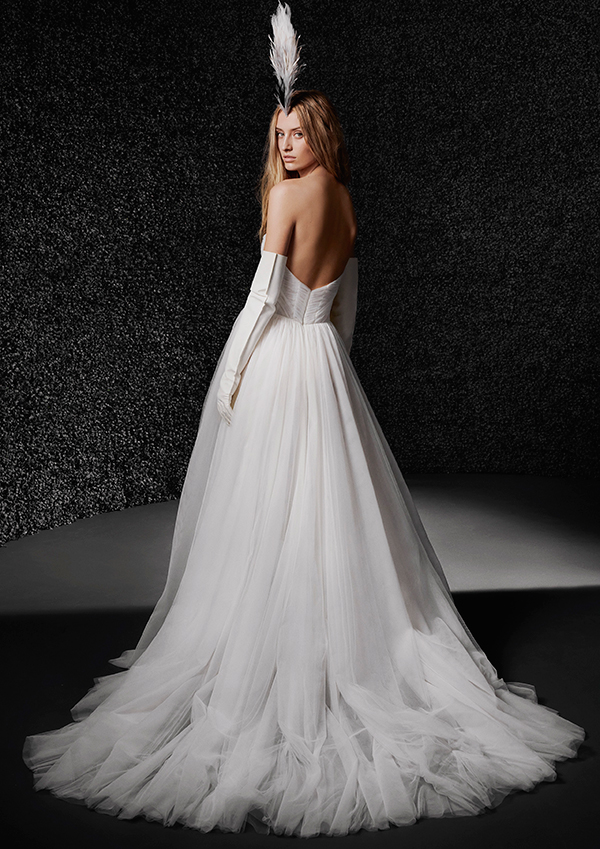 breathtaking-vera-wang-wedding-gowns-stunning-bridal-look_25