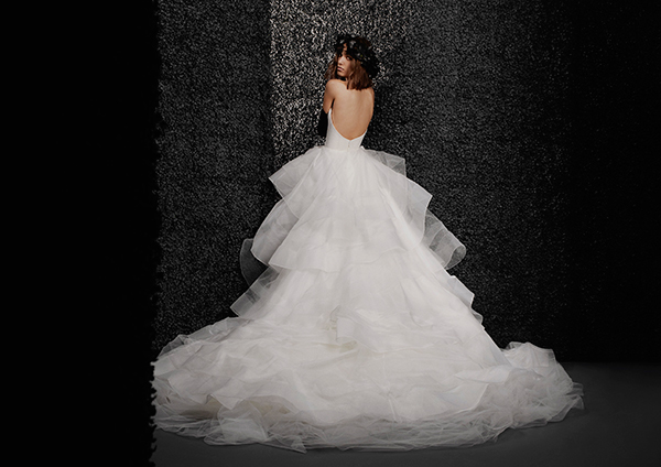 breathtaking-vera-wang-wedding-gowns-stunning-bridal-look_33