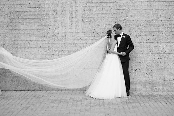romantic-wedding-thessaloniki-white-floral-arrangements_32