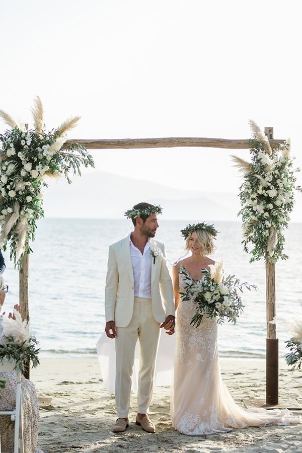 stunning-destination-wedding-naxos-olives-white-flowers_02
