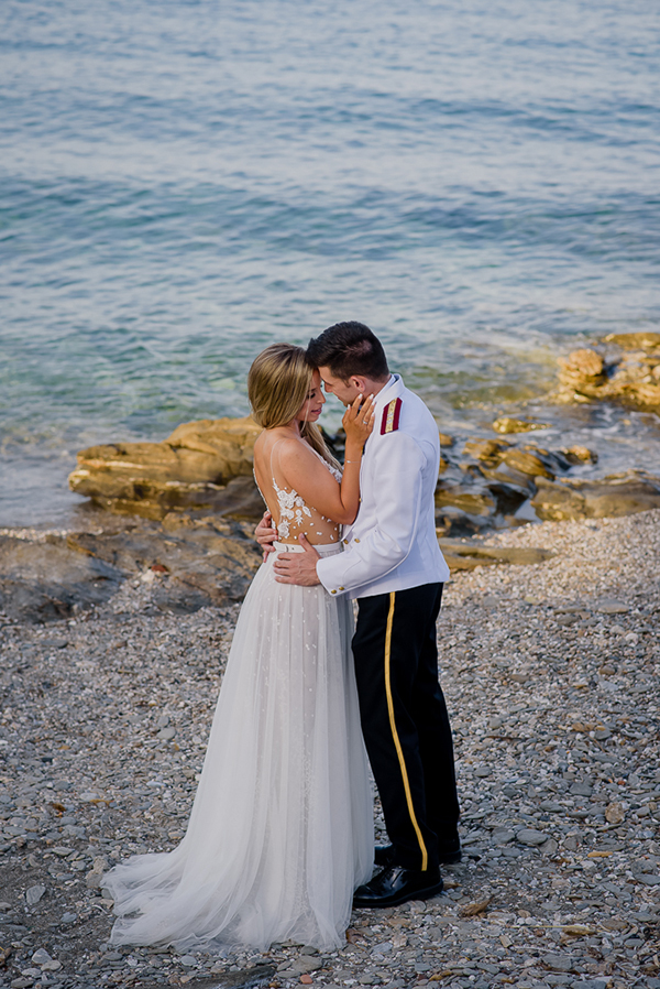 stunning-military-wedding-romantic-details_01