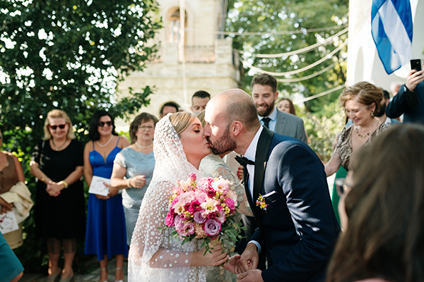 Stylish γάμος στην Πορταριά με πανέμορφες terracotta αποχρώσεις | Ιωάννα & Λευτέρης