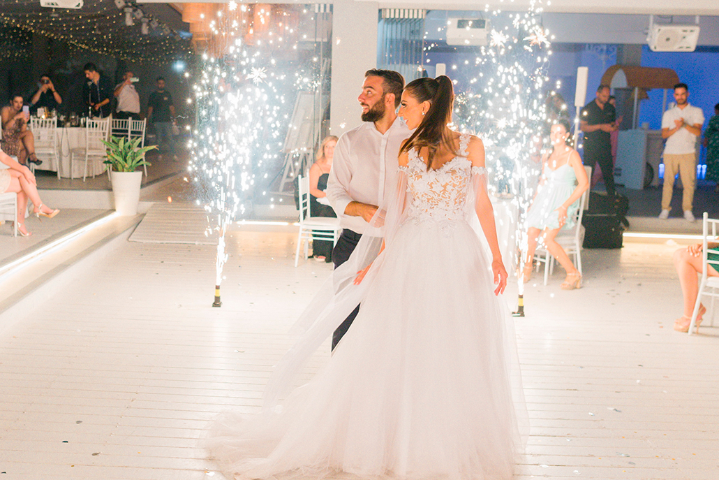 Καλοκαιρινός γάμος με πανέμορφα λουλούδια σε παστελ αποχρώσεις | Νατάσα & Γιώργος
