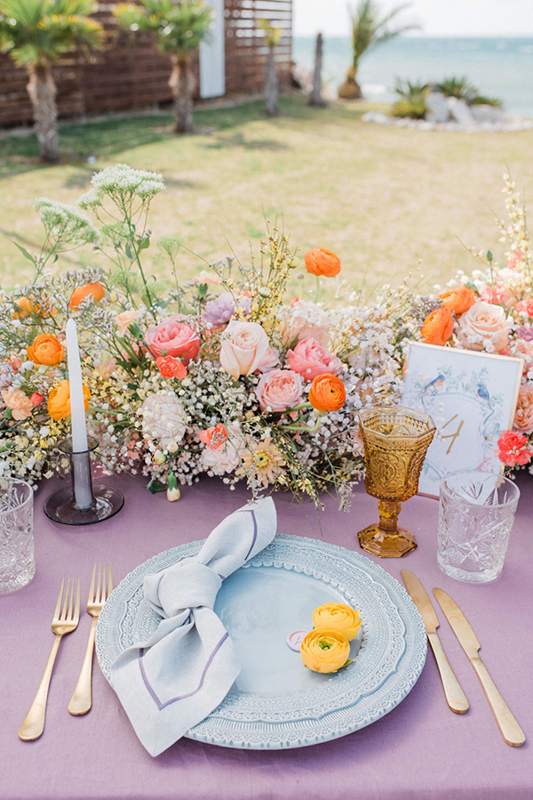 colorful-wedding-table-decoration-ideas-lush-florals_10