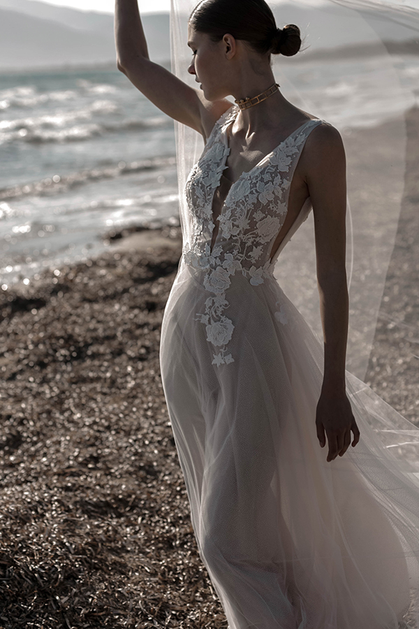 etherial-wedding-gowns-dreamy-look_02