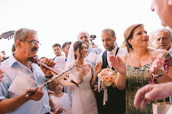 traditional-summer-wedding-karpathos-hydrangeas_11