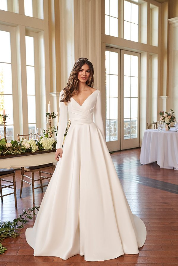 dreamy-wedding-gowns-justin-alexander-unique-bridal-look_06