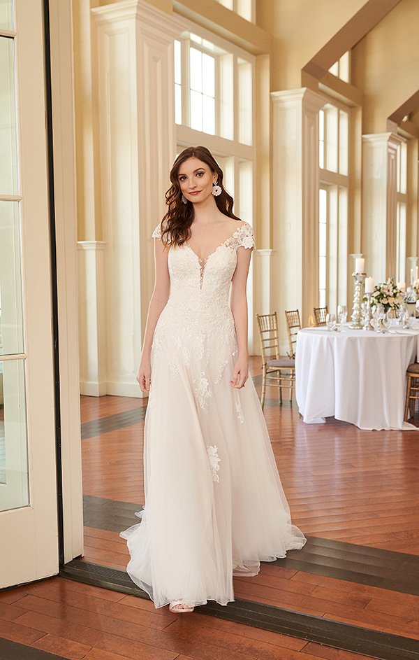 dreamy-wedding-gowns-justin-alexander-unique-bridal-look_14x