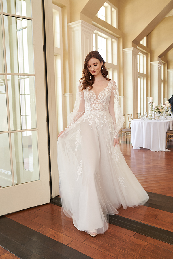 dreamy-wedding-gowns-justin-alexander-unique-bridal-look_19