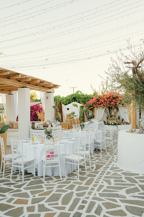 pretty-summer-wedding-rhodes-olive-white-florals_54