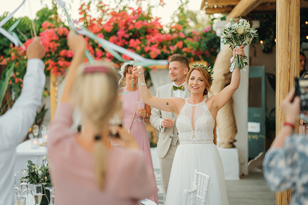 pretty-summer-wedding-rhodes-olive-white-florals_62