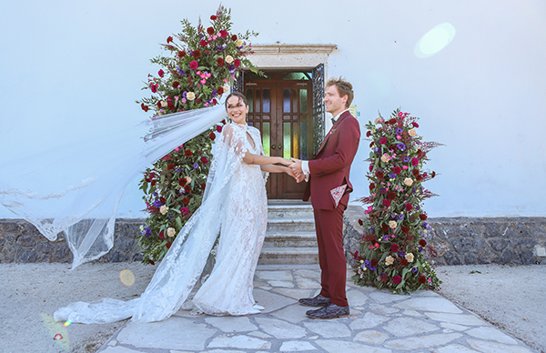 impressive-rustic-wedding-corfu-marsala-hues_06