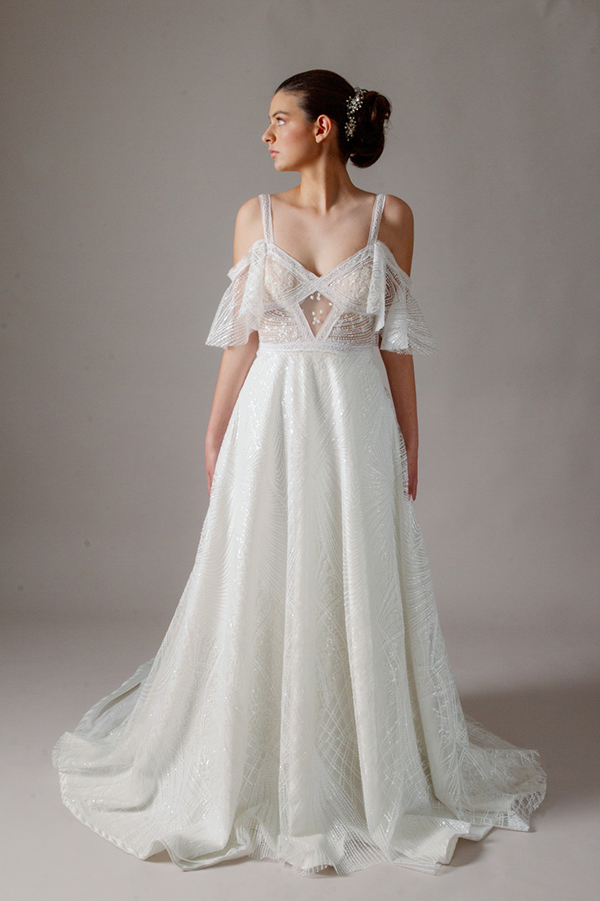 elegant-bridal-dresses-sophie-theodoraki-bridal-unique-bridal-look_04