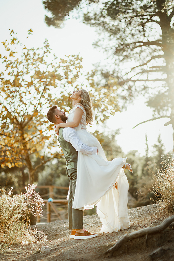 romantic-wedding-athens-white-hydrangeas-eucalyptus_02
