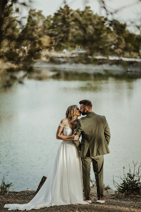 romantic-wedding-athens-white-hydrangeas-eucalyptus_06