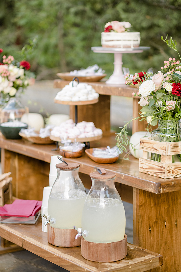 rustic-summer-wedding-white-red-hues_11