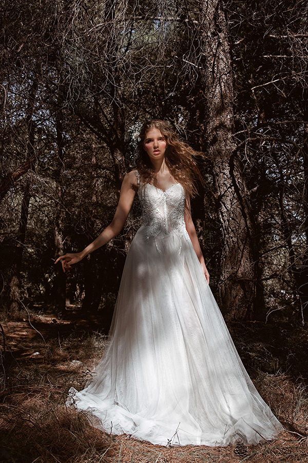 aetherial-bridal-wedding-dressesmay-theotoki-glamorous-bridal-look_02