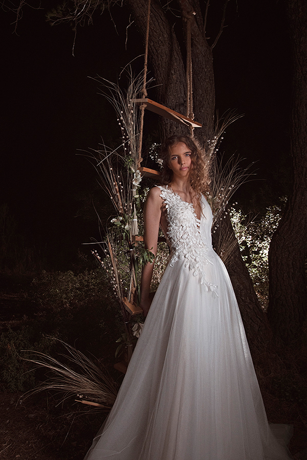 aetherial-bridal-wedding-dressesmay-theotoki-glamorous-bridal-look_15