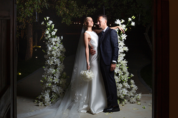elegant-fall-wedding-athens-white-lilum_10x