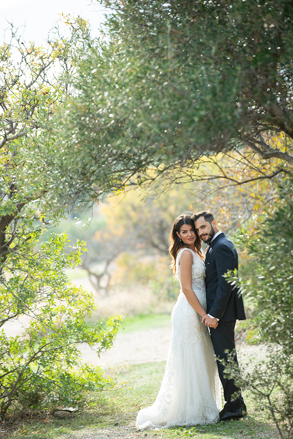 lovely-romantic-wedding-athens-white-florals-olives-eucalyptus_02