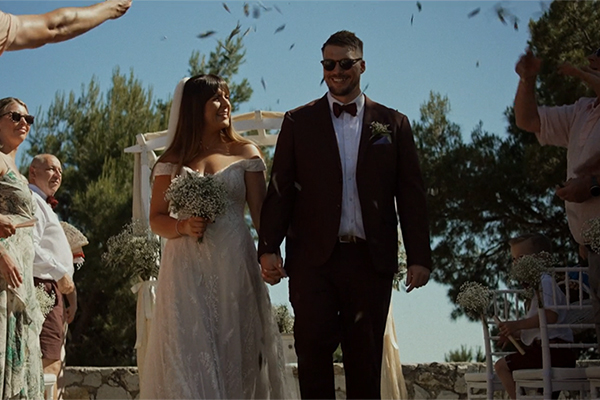Lovely βίντεο καλοκαιρινού γάμου στην Σκιάθο με μαγευτικά στιγμιότυπα │ Gemma & Danny