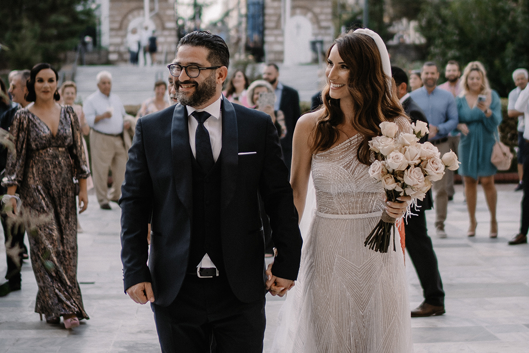 Luxury φθινοπωρινός γάμος στη Θεσσαλονίκη με λευκά λουλούδια και ιδιαίτερο φωτισμό │ Εύη & Βαγγέλης