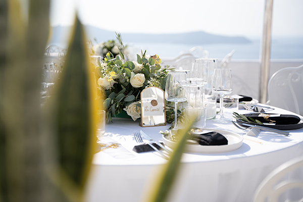plan-wedding-dreamy-athina-luxury-suites-santorini_04