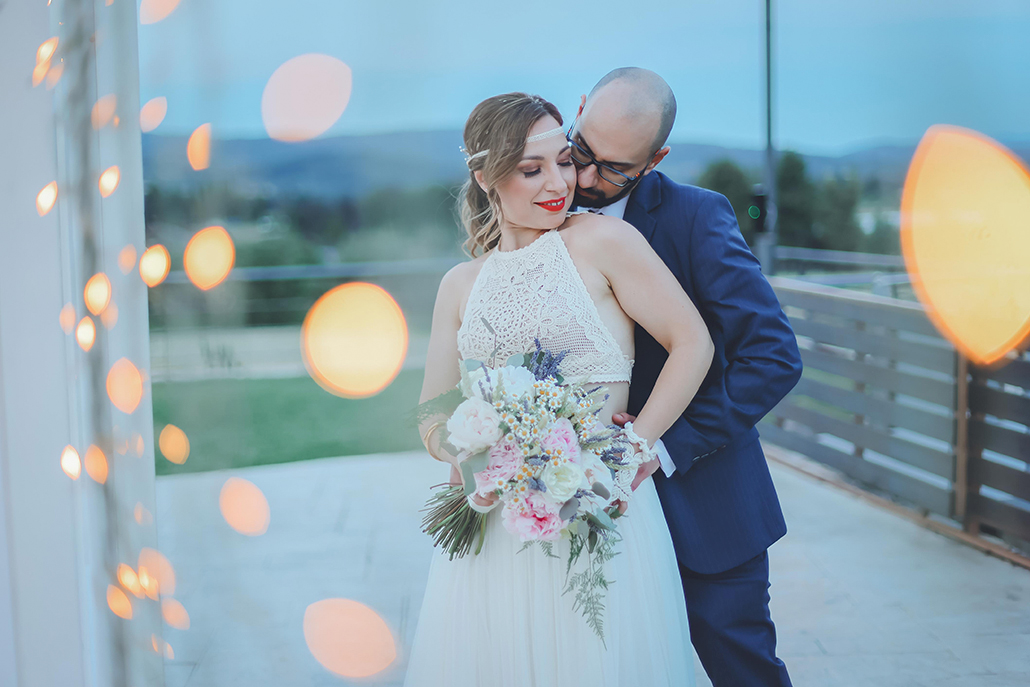 Ανοιξιάτικος γάμος με μποέμ στυλ και λουλούδια του αγρού │ Μαρία & Γαβριήλ