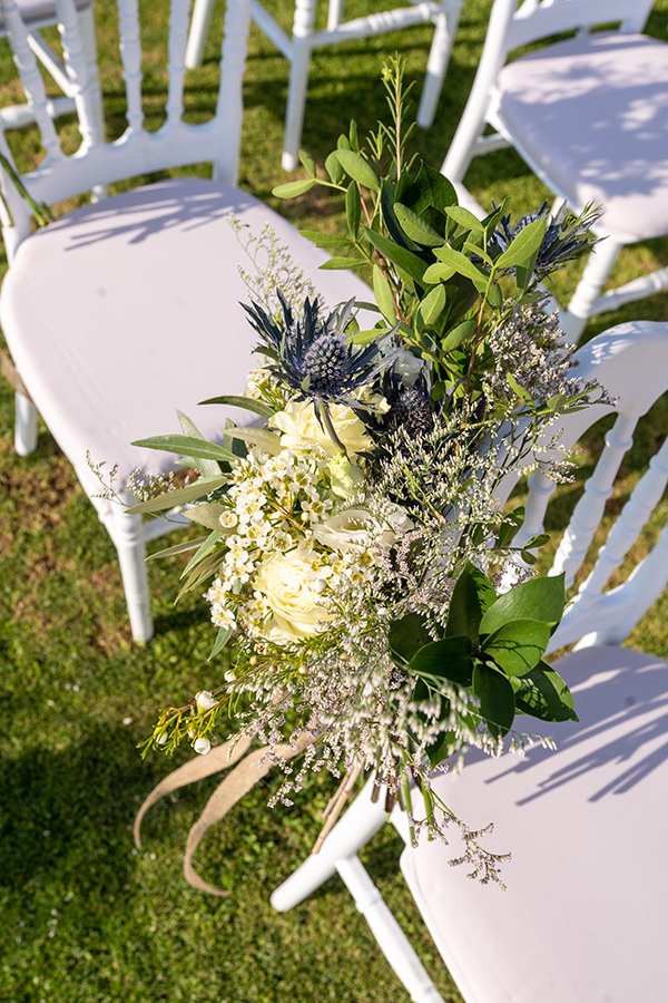 summer-wedding-athens-white-blooms-modern-touches_17