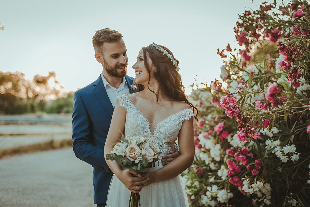 Μποέμ καλοκαιρινός γάμος στην Αθήνα με τριαντάφυλλα σε παστέλ αποχρώσεις │ Δήμητρα & Δημήτρης