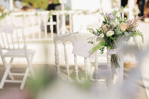 modern-fall-wedding-athens-florals-light-blue-purple-hues_19