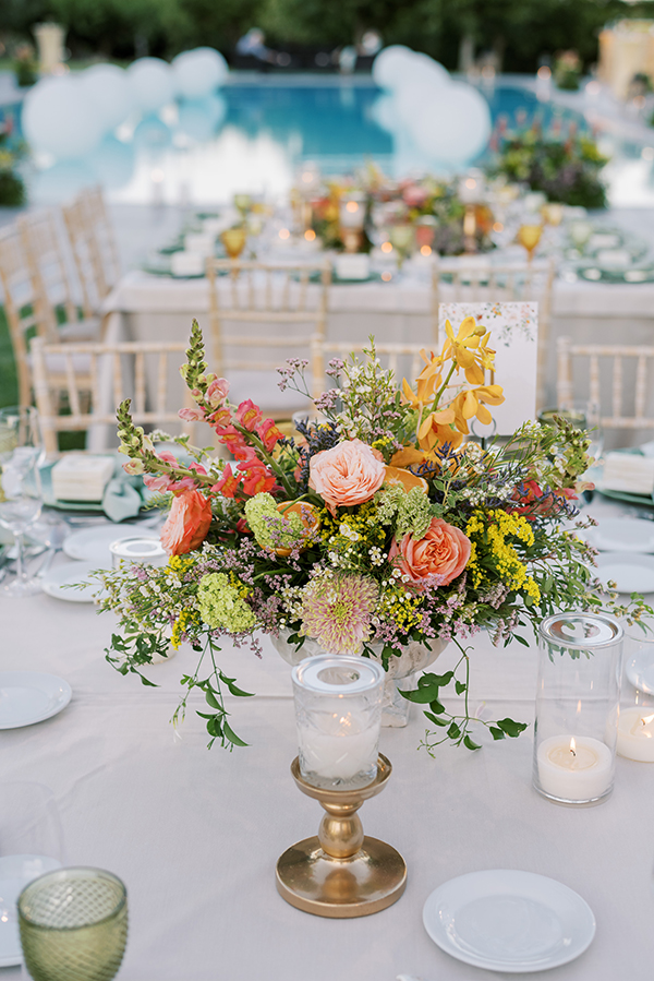 rustic-summer-wedding-athens-impressive-florals-various-hues_57