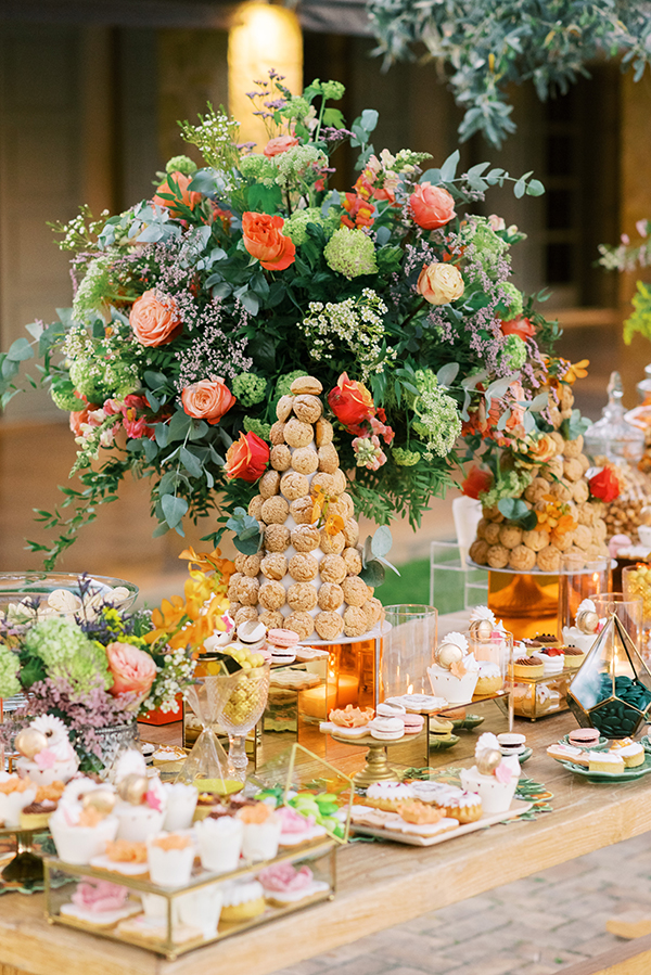 rustic-summer-wedding-athens-impressive-florals-various-hues_67