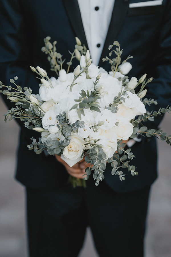 beautiful-summer-wedding-athens-white-floral-arrangements-lush-greenery_21