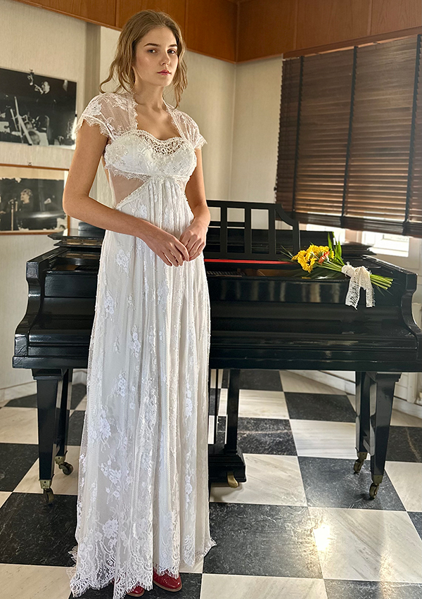 boho-wedding-gowns-celia-dragouni-stylish-bridal-look_04