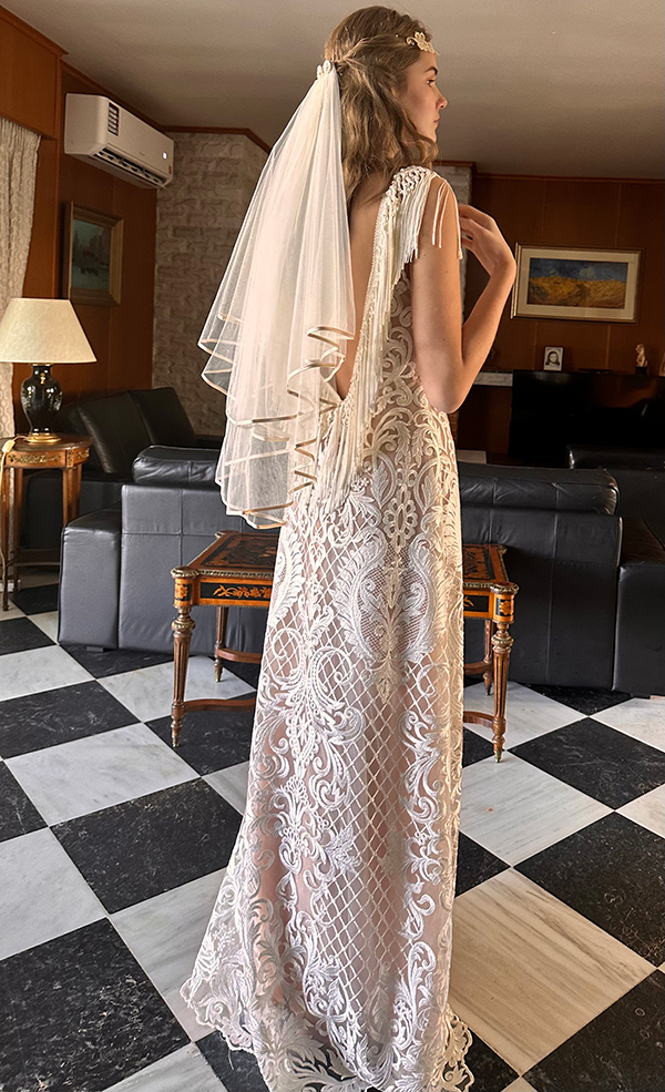 boho-wedding-gowns-celia-dragouni-stylish-bridal-look_23