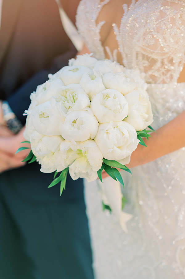 elegant-summer-wedding-ktima-orizontes-impressive-floral-arrangments_25x