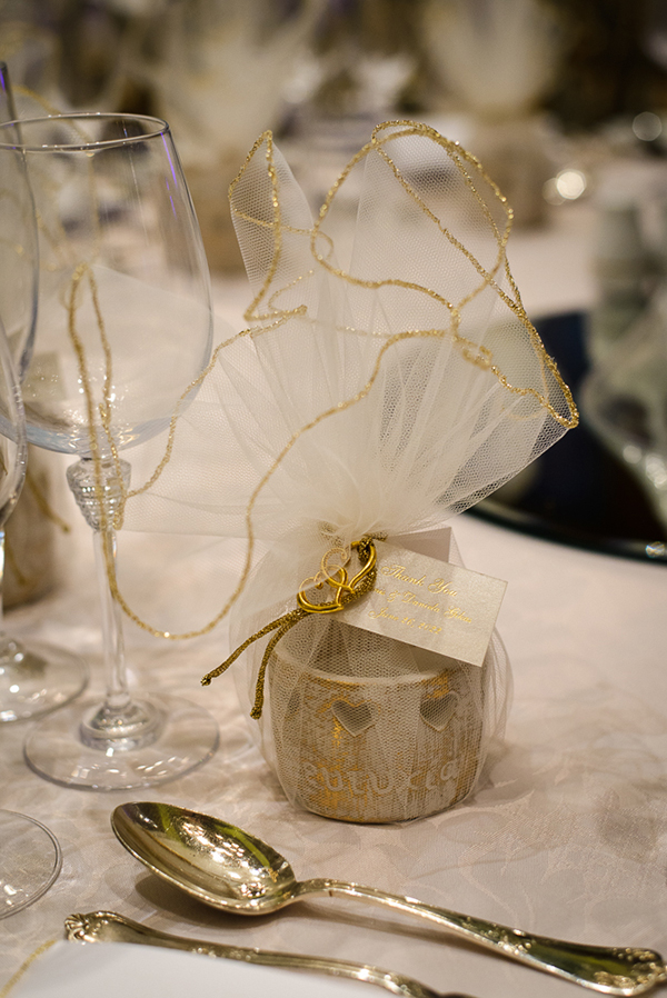 elegant-wedding-hotel-grande-bretagne-white-lisianthus-orchids_29