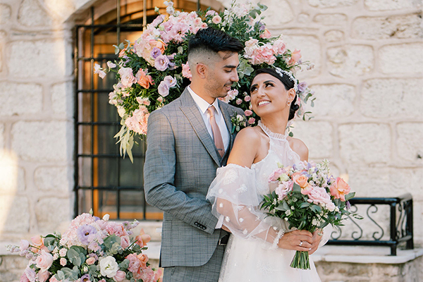 Elegant γάμος στη Θεσσαλονίκη με υπέροχα λουλούδια σε απαλές ρομαντικές αποχρώσεις │ Αντιγόνη & Βασίλειος