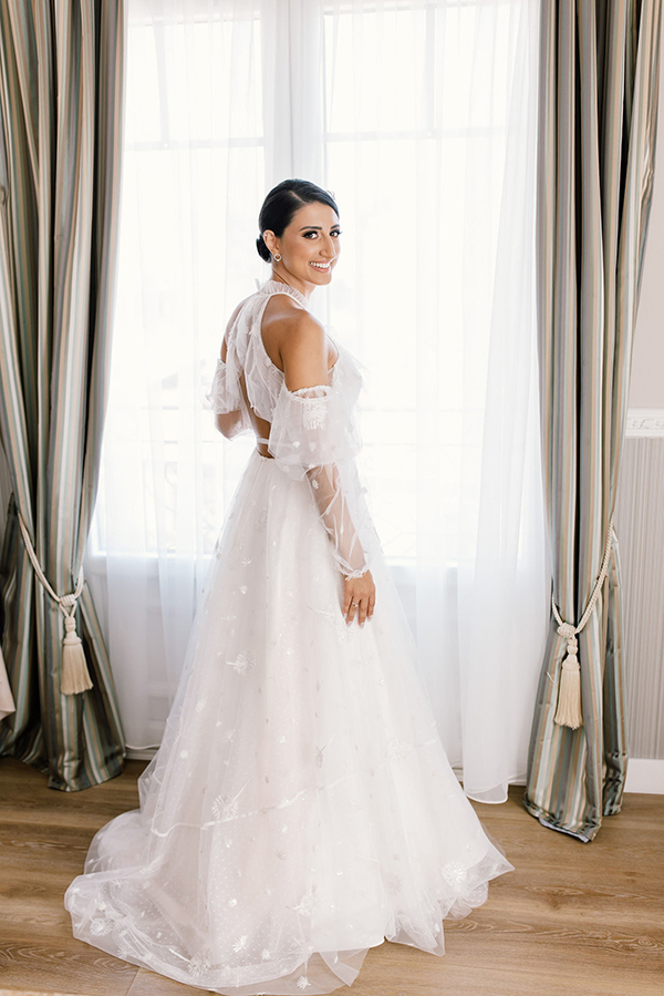 elegant-wedding-thessaloniki-beautiful-florals-light-romantic-hues_29