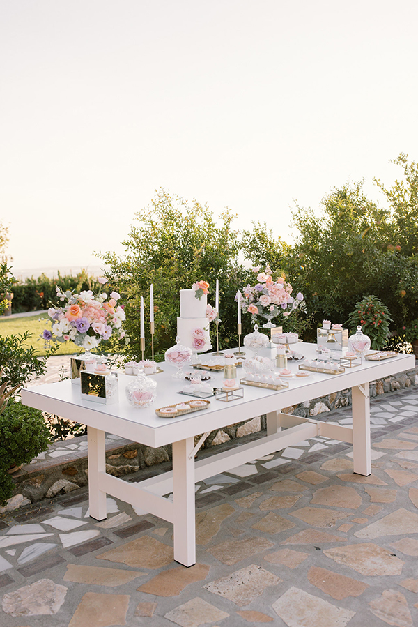 elegant-wedding-thessaloniki-beautiful-florals-light-romantic-hues_40