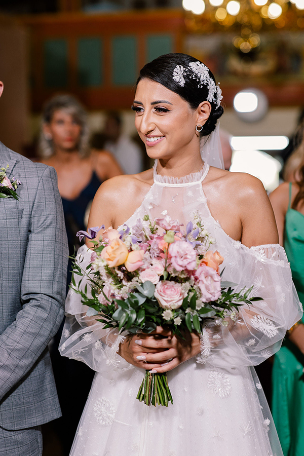 elegant-wedding-thessaloniki-beautiful-florals-light-romantic-hues_56