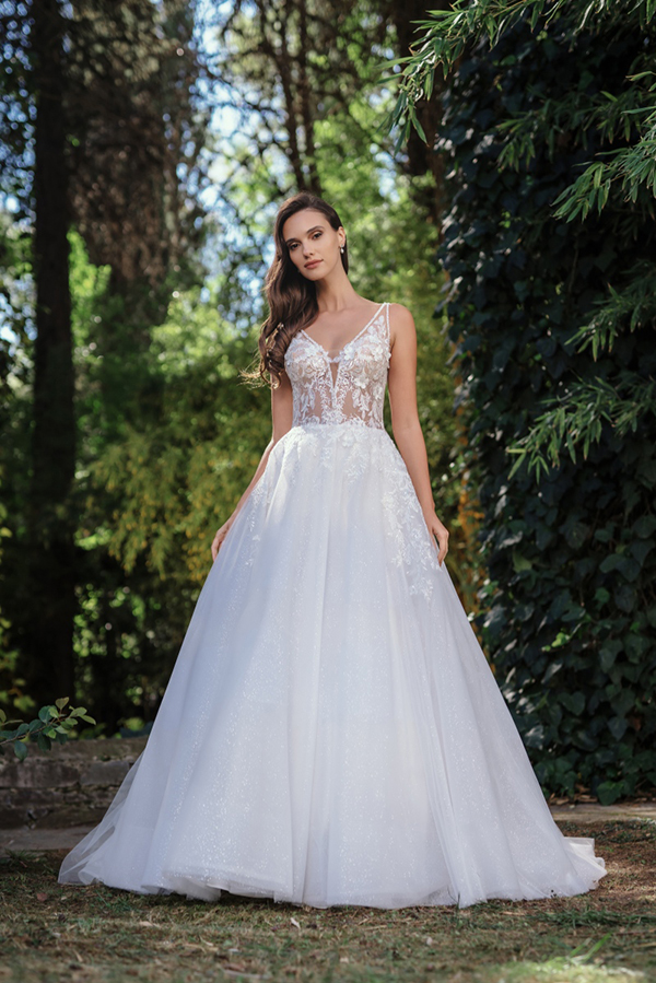 impressive-wedding-gown-costantino-bride-stunning-bridal-look_04