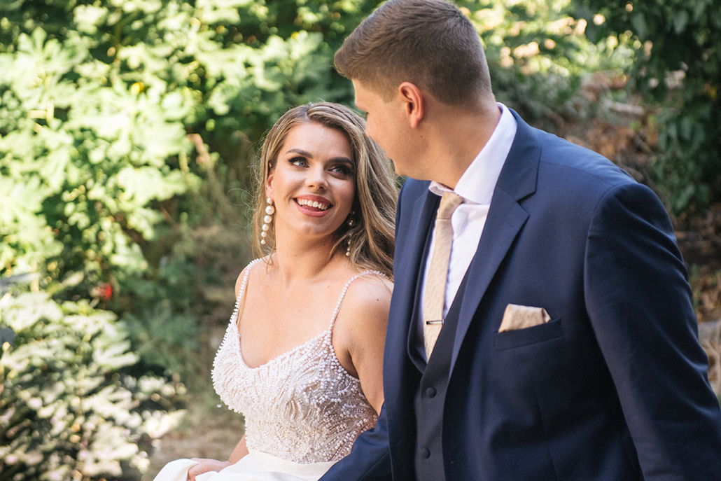 Όμορφος γάμος στη Θεσσαλονίκη με λευκές και γαλάζιες ορτανσίες │ Ελίζα & Γιώργος