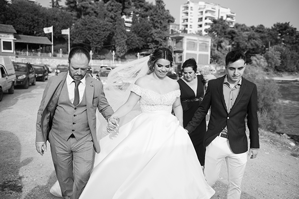 lovely-wedding-thessaloniki-white-light-blue-hydrangeas_16