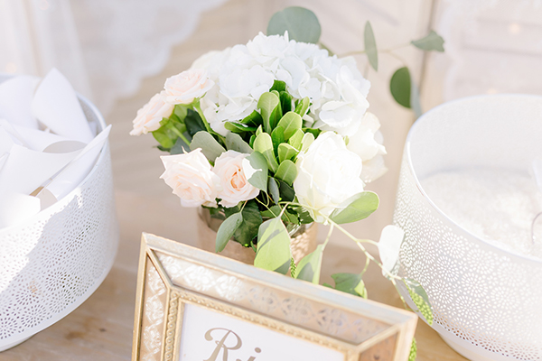 romantic-summer-wedding-evoia-white-flowers_15x