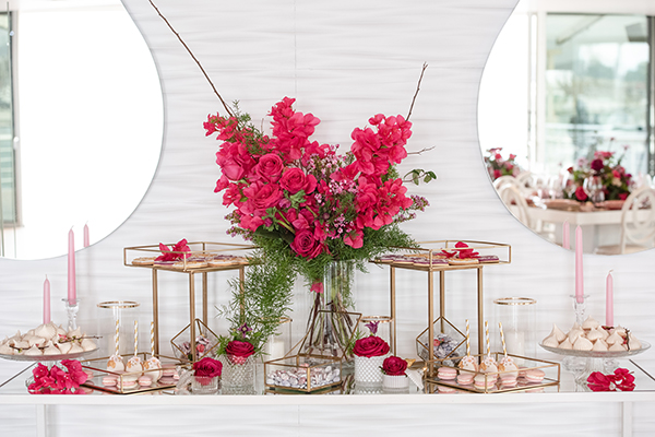 beautiful-styled-shoot-lush-florals-fuchsia-bugainvilleas-roses_09x